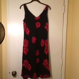 Jones New York Dress Size 12. Excellent condition